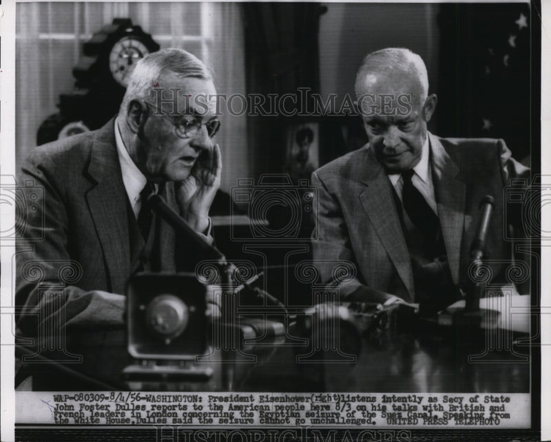 Load image into Gallery viewer, 1956 Press Photo Pres Eisenhower Listens To John Dulles As He Reports Americans
