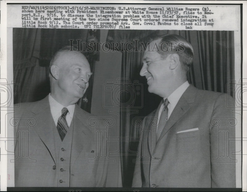 Load image into Gallery viewer, 1958 Press Photo General Rogers meeting with Presdent Eisenhower at White House
