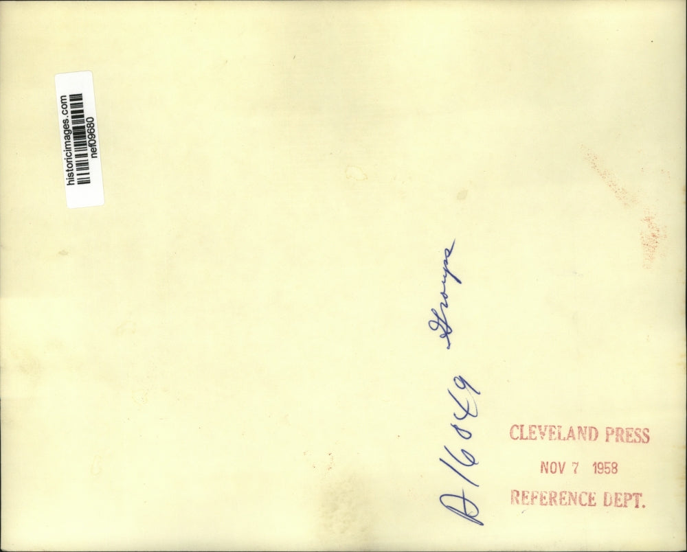 1958 Press Photo Pres Eisenhower Greets President of Junior Chamber Commerce