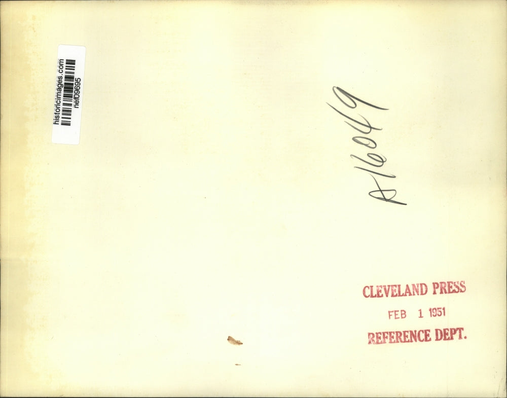 1951 Press Photo Gen Eisenhower Tells Congress U.S. Cannot Pick Up The World