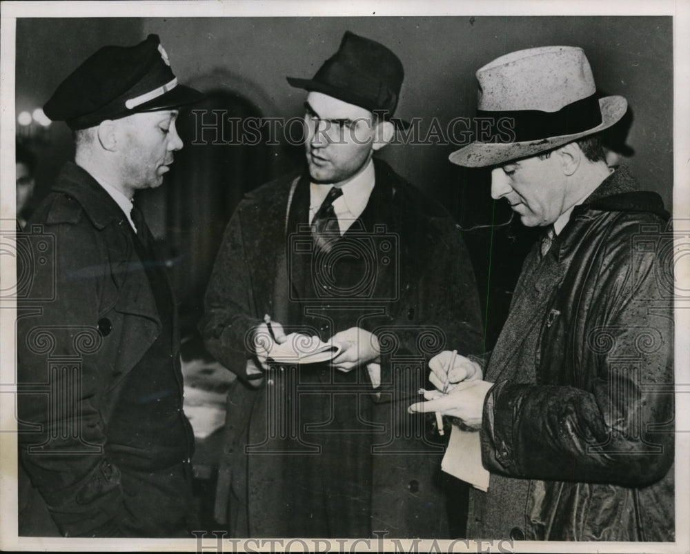 1938 Press Photo Fred Jones chief Pilot tells experienced flight with gale