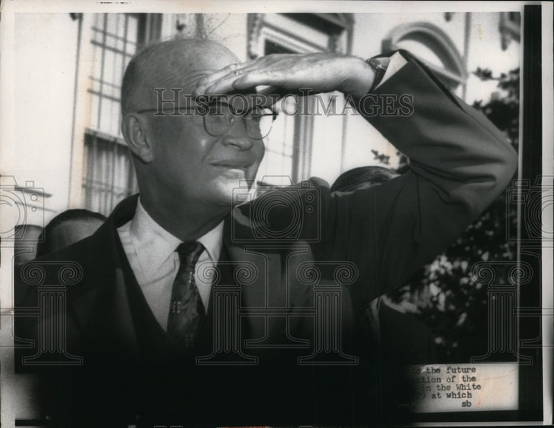Load image into Gallery viewer, 1956 Press Photo President Eisenhower Looks into Distance - nef09873
