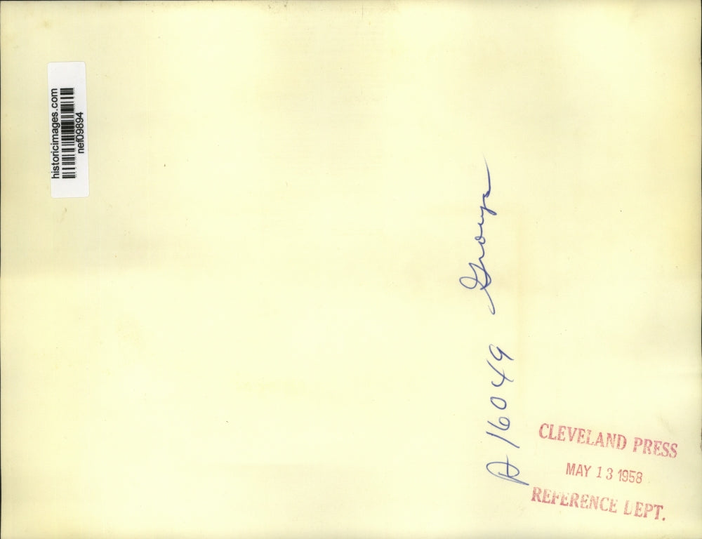 1958 Press Photo Pres Eisenhower Carries The Flags of 21 American Republics