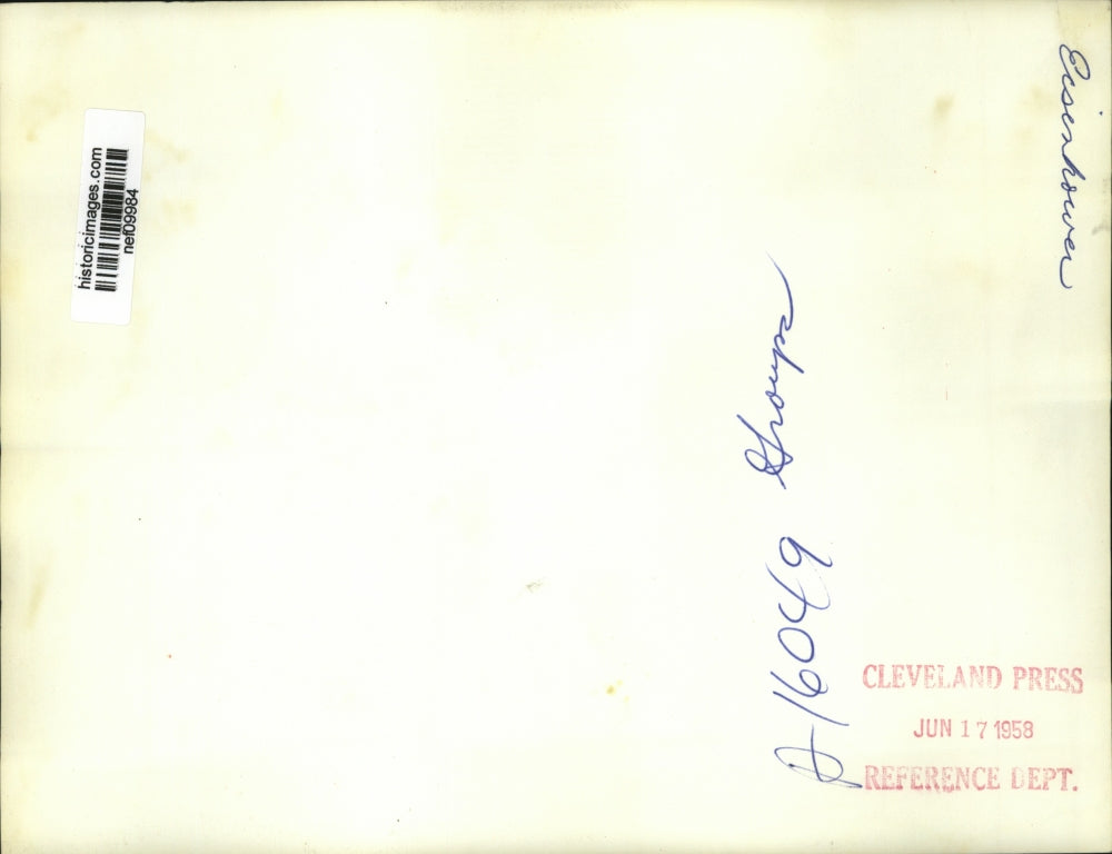 1958 Press Photo Pres. Dwight Eisenhower greets top Science graduates