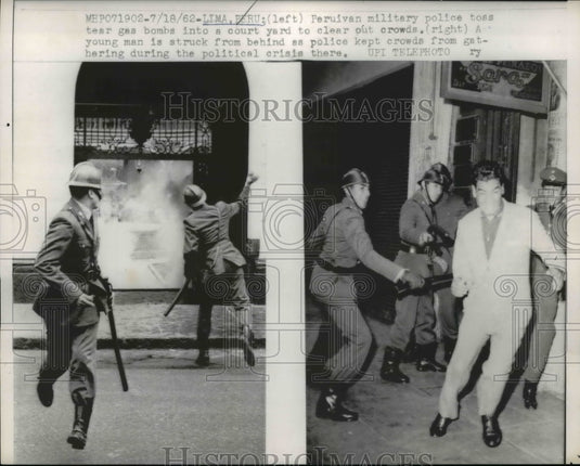 1962 Press Photo Peruvian Police Toss Tear Gas Bombs To Clear Out Crowds