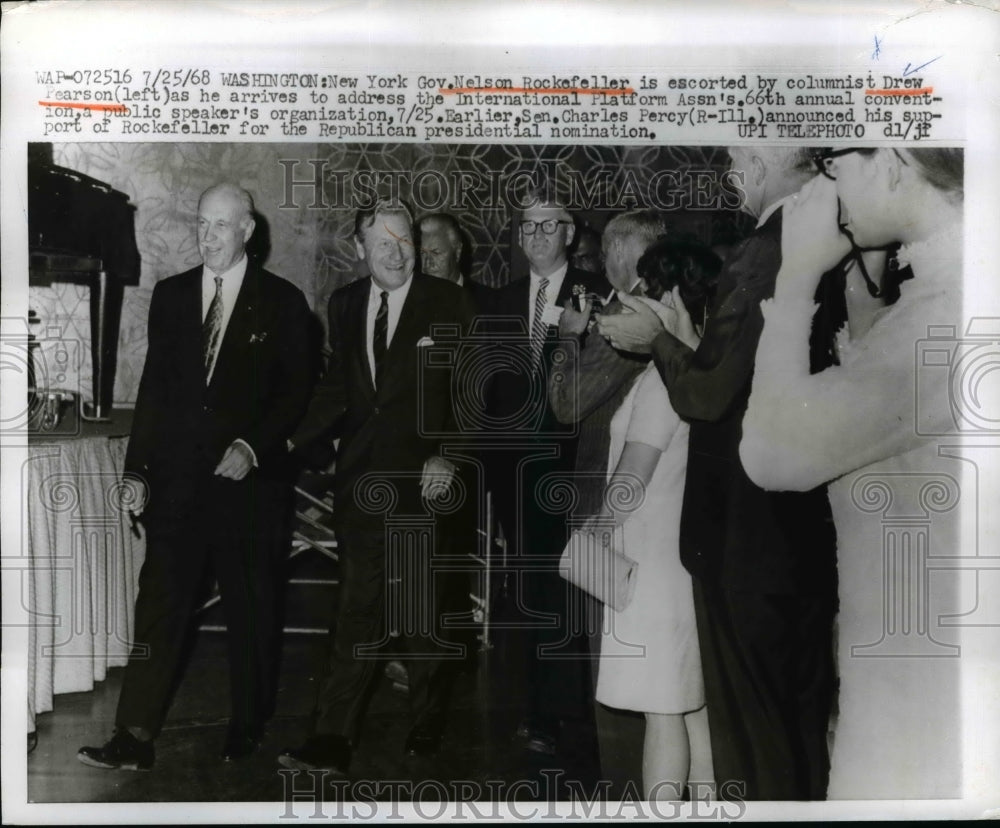 1968 Press Photo Gov Rockefeler Escorted To 66th Convention Where He Will Speak