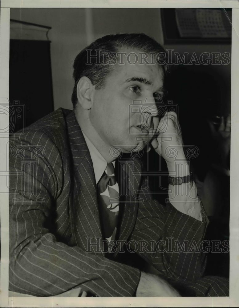 Load image into Gallery viewer, 1947 Press Photo Chief Editor To Testify Before House Judiciary Committee
