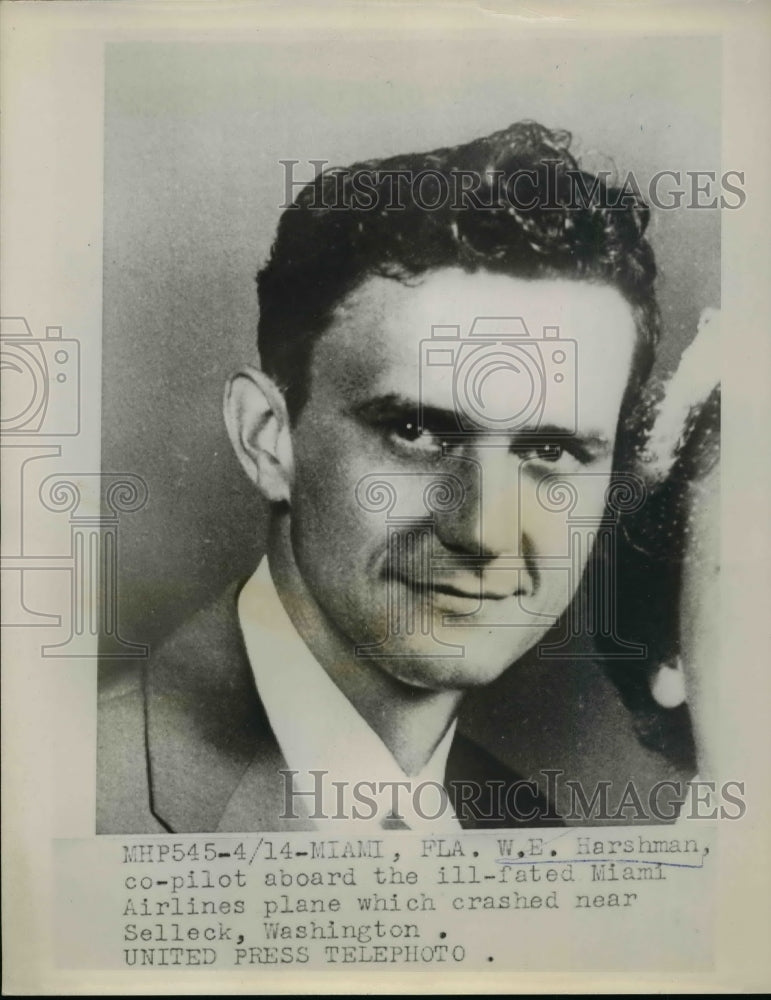 Load image into Gallery viewer, 1953 Press Photo W.E. Harshman Co-Pilot Of Ill-Fated Miami Airlines Crash
