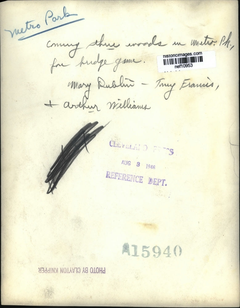 1948 Press Photo Dublin, Francis, Williams walking through woods in Metro Park