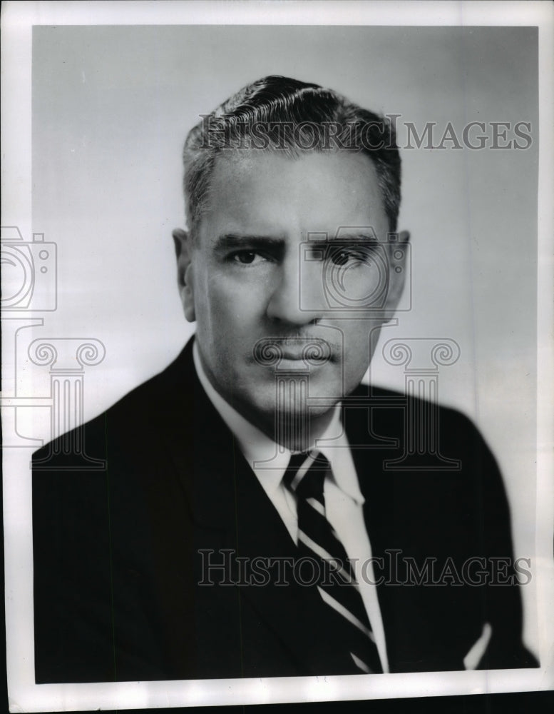 1960 Press Photo L.E. Minkel Vice President of Marketing at Studebaker-Packard