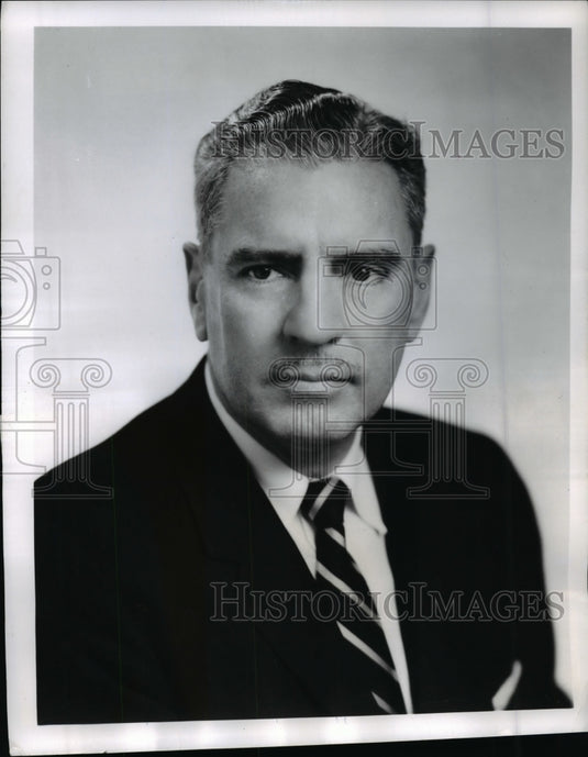 1960 Press Photo L.E. Minkel Vice President of Marketing at Studebaker-Packard