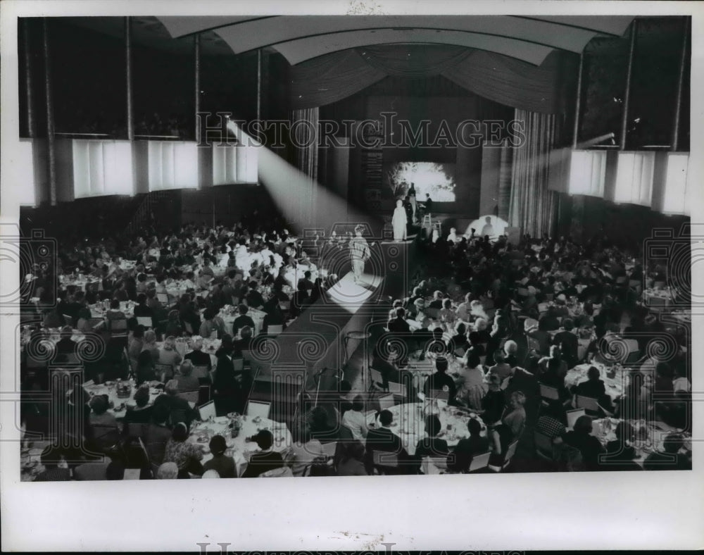 1967 Press Photo Junior League Fashion Show - nef11630