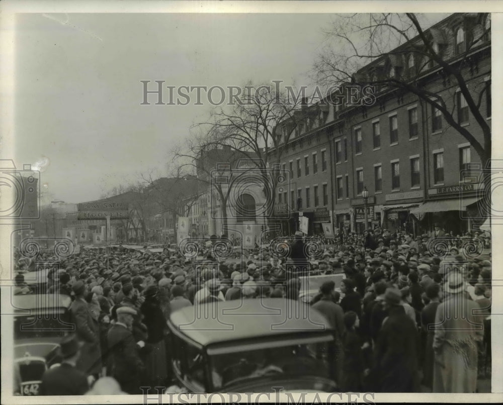 1932 Press Photo Crowd at Greenville Mass. greeted F.D Roosevelt in New England