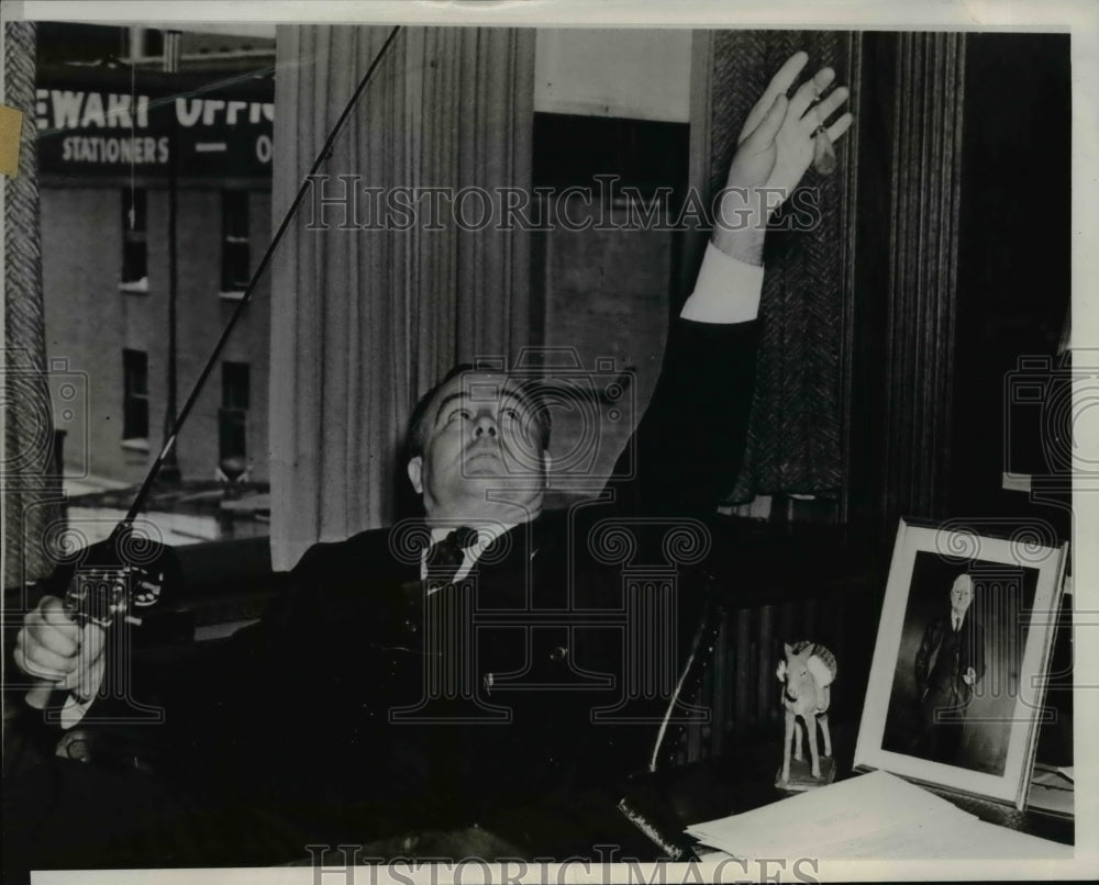 1939 Press Photo E. Carmany Supports "Cactus" Jack Garner For President