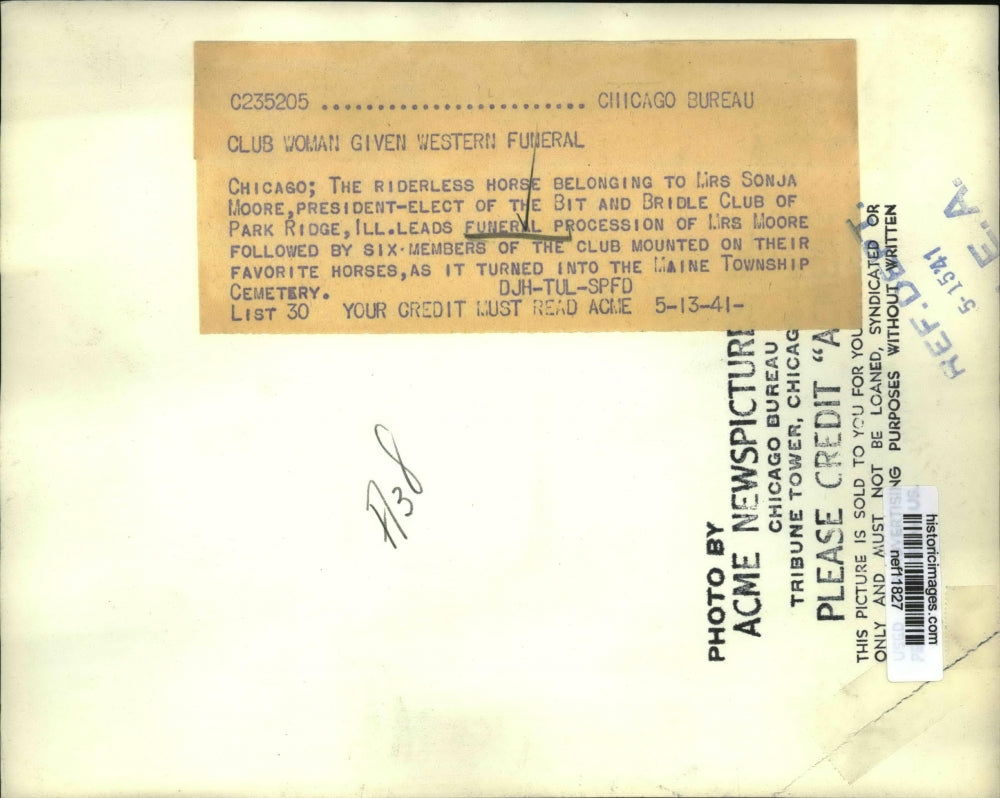 1941 Press Photo Riderless Horse Leads Funeral Procession of Mrs. Sonja Moore