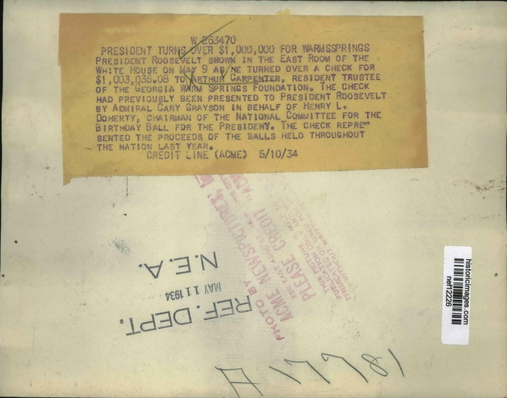 1934 Press Photo Roosevelt turns over $1,000,000 for Warm Springs - nef12226