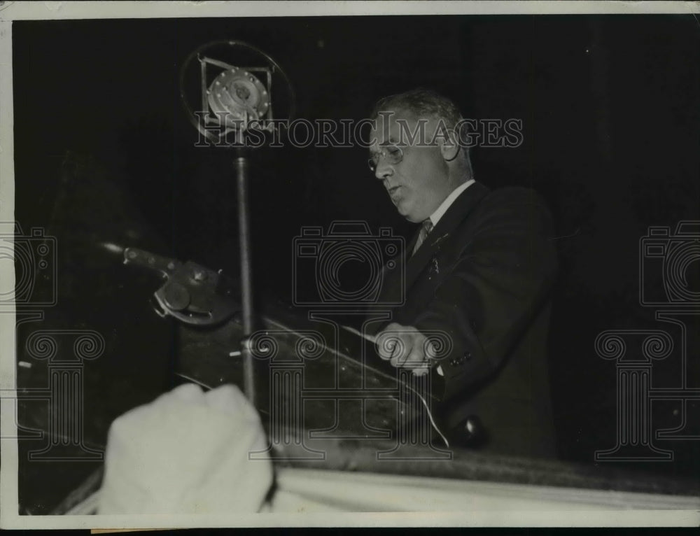 1933 Press Photo President Roosevelt addressing legion in Chicago - nef12228