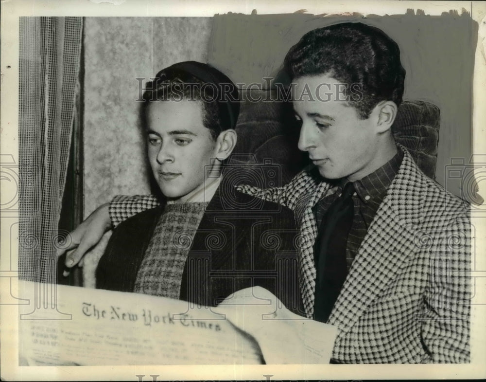 1937 Press Photo Sons of Criminal lawyer in their room at Princeton University