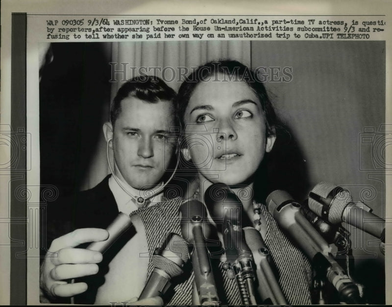 Load image into Gallery viewer, 1964 Press Photo TV Actress Refuses To Tell Whether She Paid Her Trip to Cuba
