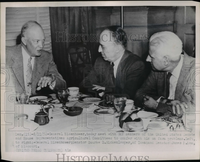 Load image into Gallery viewer, 1952 Press Photo Gen, Dwight Eisenhower with Sen. Bourke Hickenlooper of Iowa
