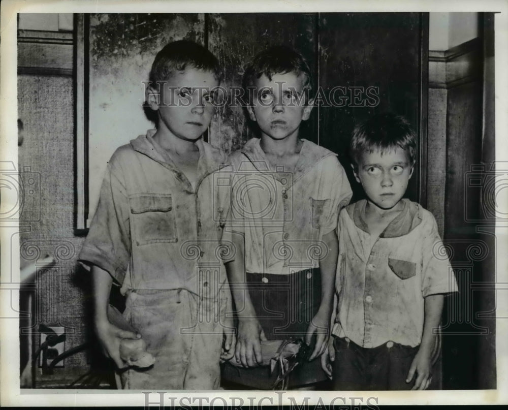 1941 Press Photo Martin brothers disappear from home during feud with McCoys