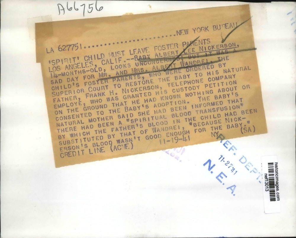 1941 Press Photo Baby Albert Lee Nickerson leaves foster parents - nef13013