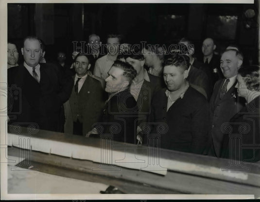 1937 Press Photo Group of arrested strikers at the Republic Steel Companhy