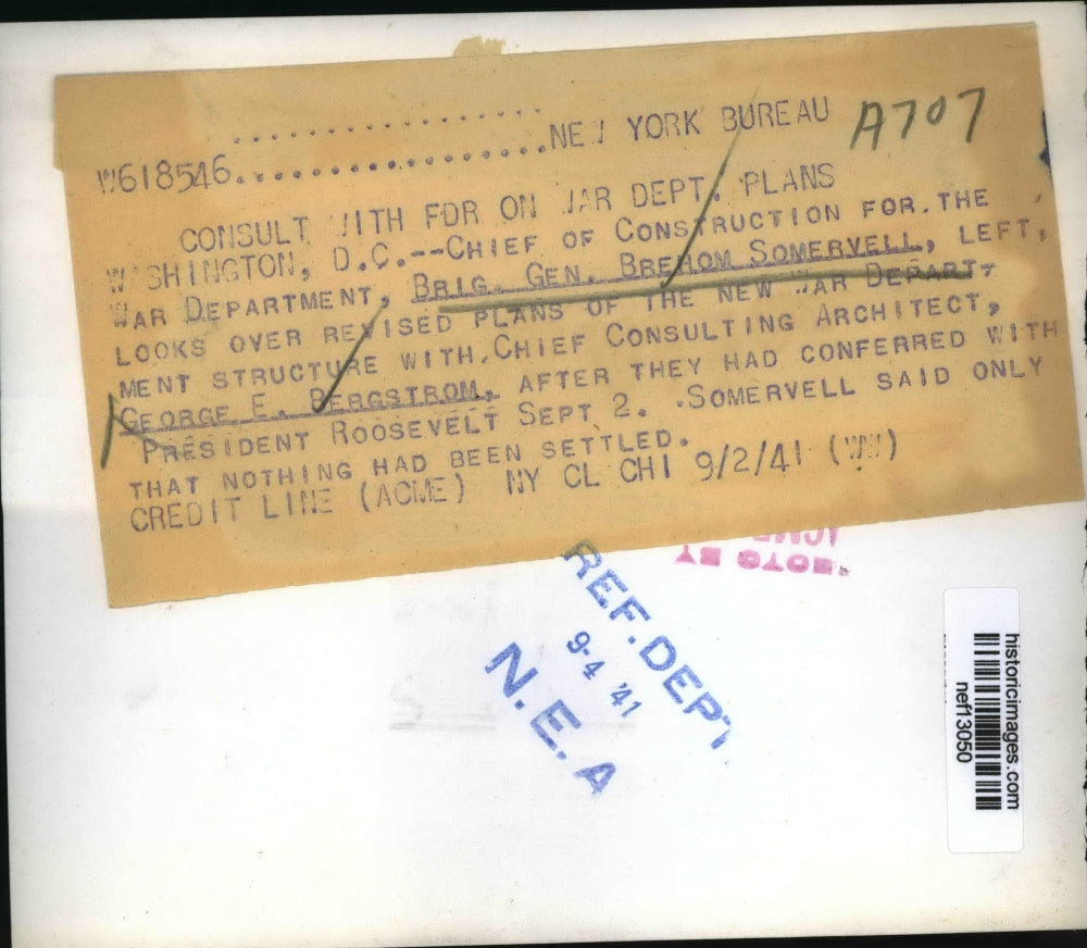 1941 Press Photo B. Somervell Views Plan of New War Department With Bergstrom