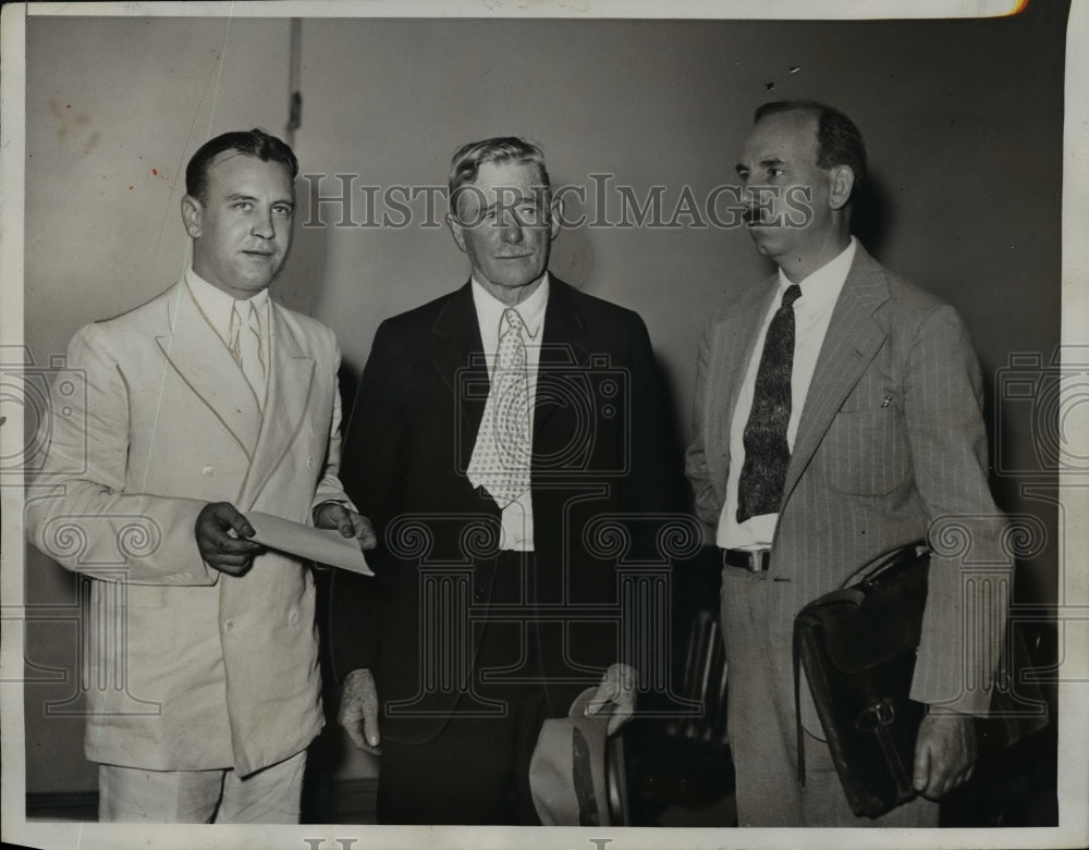 1934 Press Photo A. Savage Under Indictment Charges For Threatening US President