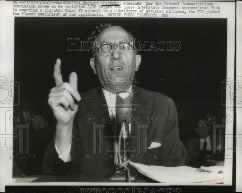 1958 Press Photo H Sharfman Shown As He Testified In A Disputed Miami TV Channel