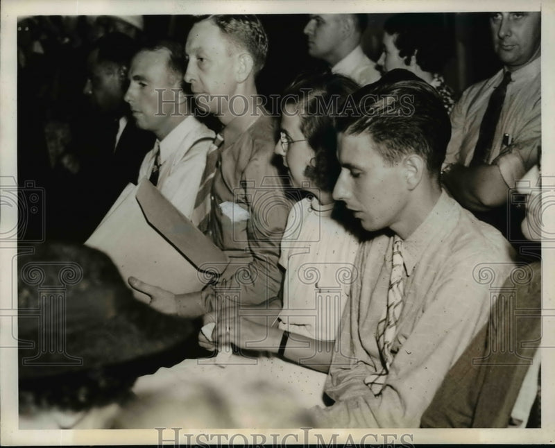 Load image into Gallery viewer, 1938 Press Photo Defendant's Wife Ruby Carroll At Maine Murder Trial - nef13167
