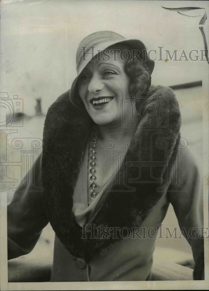 1932 Press Photo Mrs H.Glemby Robbed of $300,000 In Jewelry Returns Home To NYC