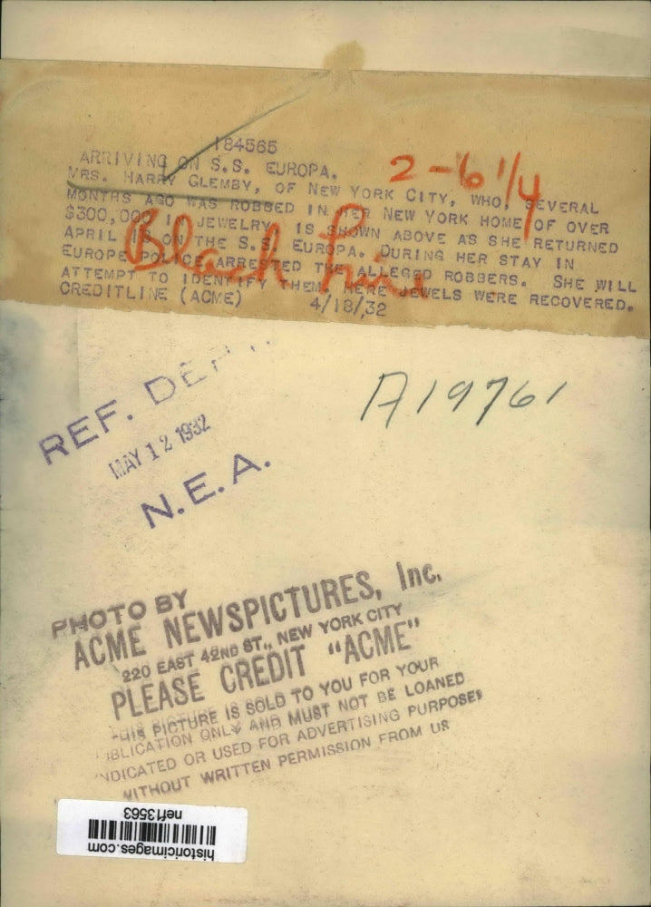 1932 Press Photo Mrs H.Glemby Robbed of $300,000 In Jewelry Returns Home To NYC