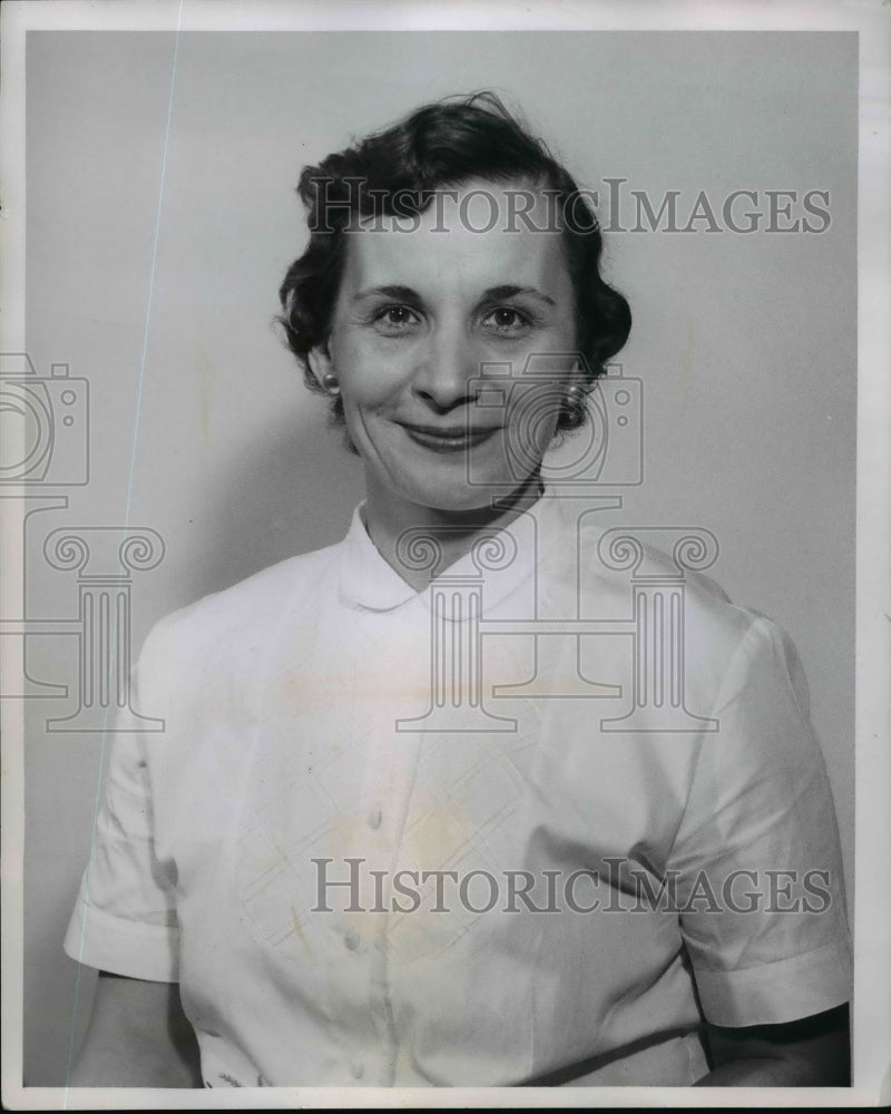Load image into Gallery viewer, 1955 Press Photo Mrs. Eileen Humphrey - nef13669
