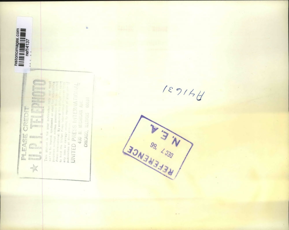 1966 Press Photo Pres.and Mrs.Lyndon Johnson arrives at St.Barnabas Espscopal