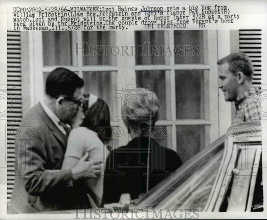 1966 Press Photo Luci Johnson Gets Hug From William Feldstein - nef14180