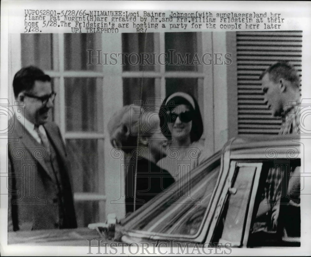 1966 Press Photo Luci Johnson and Her Fiance Are Greeted By Mr & Mrs W Feldstein
