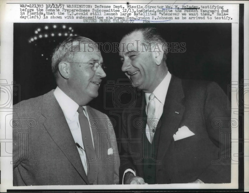 Load image into Gallery viewer, 1957 Press Photo Missile Director Wm Holaday Testified Before The Senate
