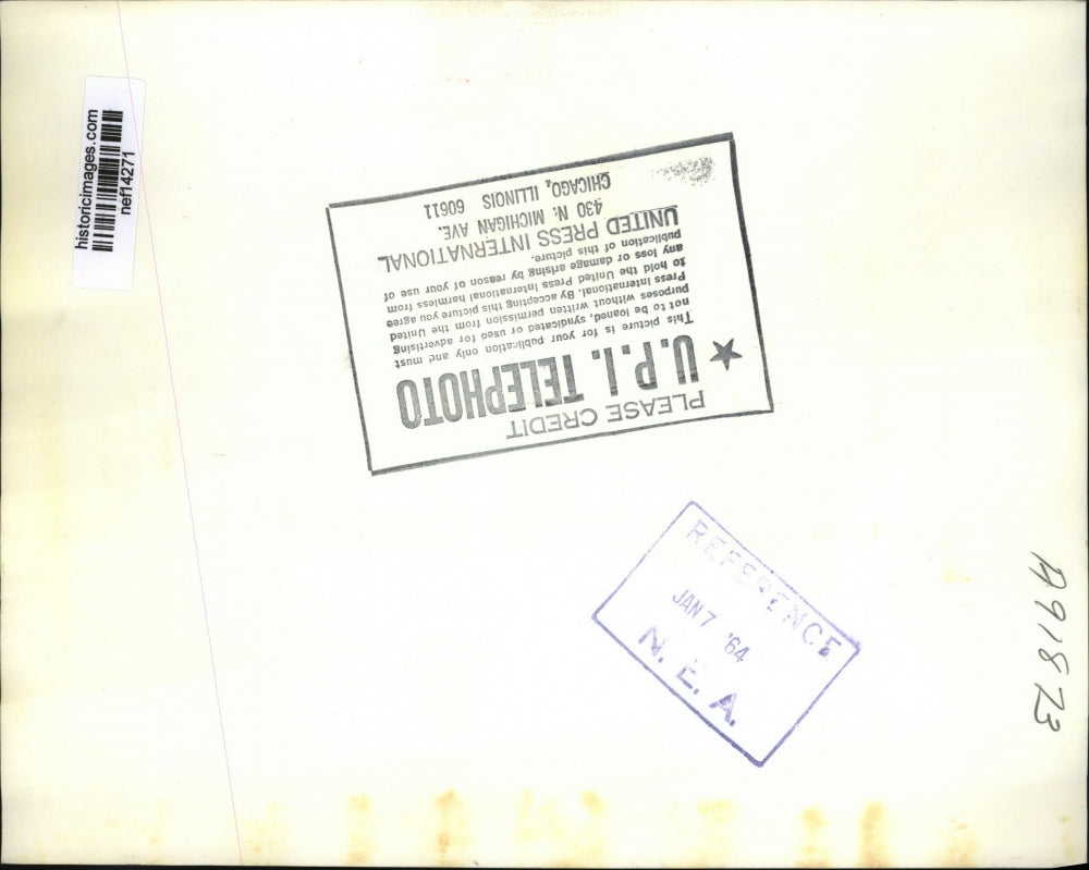 1964 Press Photo Pres & Mrs Johnson Pose With Mrs. E. Peterson and Willard Wirtz