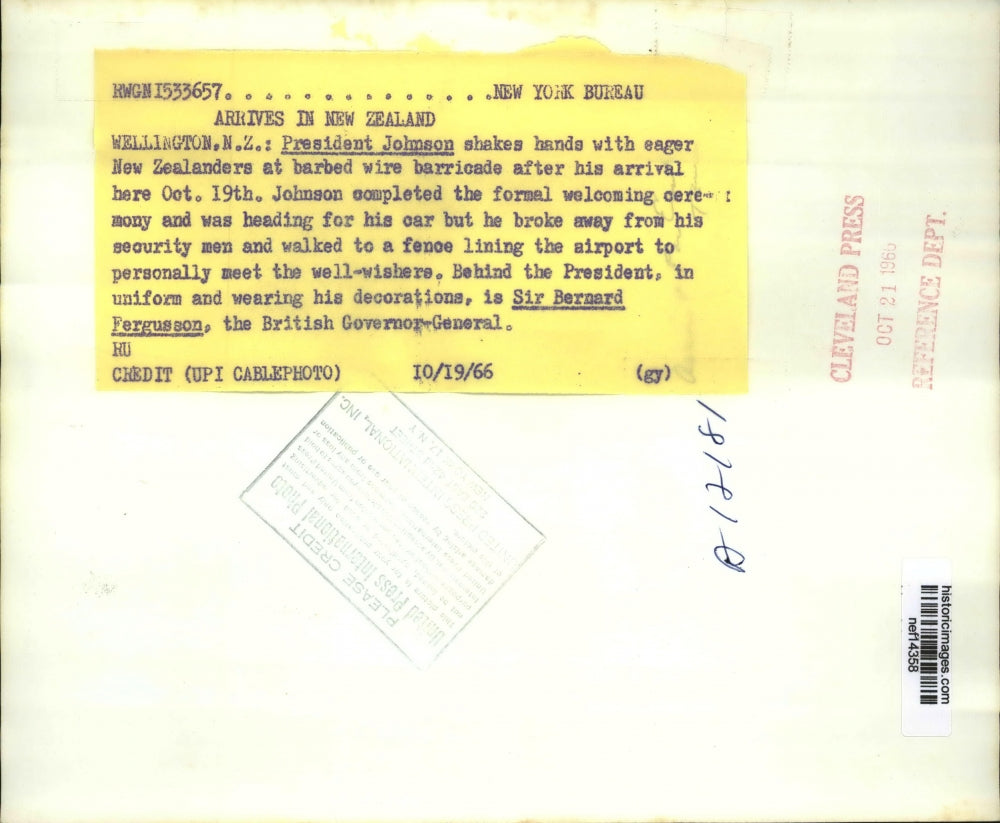 1966 Press Photo Lyndon B. Johnson Shakes Hands with New Zealanders - nef14358