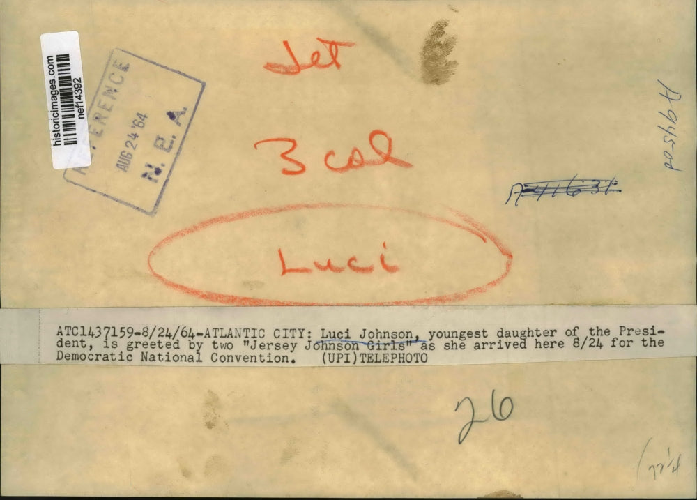 1964 Press Photo Luci Johnson Greeted by "Jersey Johnson Girls" in Atlantic City