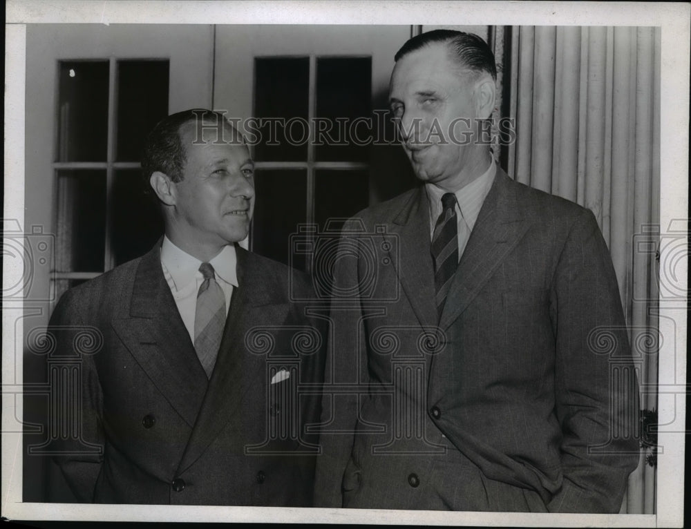 1943 Press Photo John Higgins takes over as Governor of Jamaica - nef14412