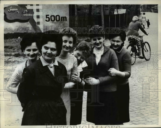 1965 Press Photo Members of the Town Council in the Village of Weilowies
