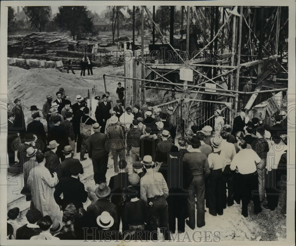 1937 Press Photo Sewer Collapsed With a Terrific Blast Caused Five Deaths