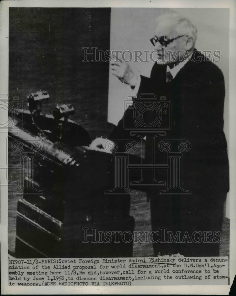 1952 Press Photo Minister A Vishinsky Delivers Denunciation For World Disarmamet