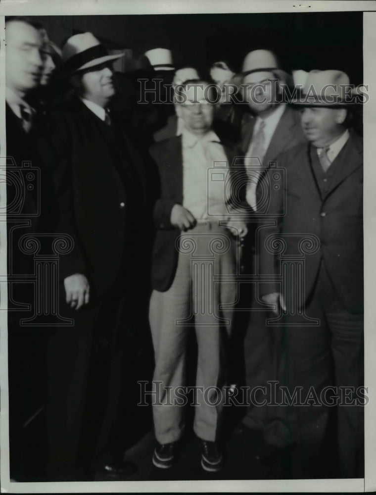 1934 Press Photo Kidnapping Victim William Gettle at hall of Justice Los Angeles