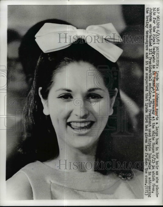 1967 Press Photo Lynda Bird Johnson at White House Ceremony - nef15509
