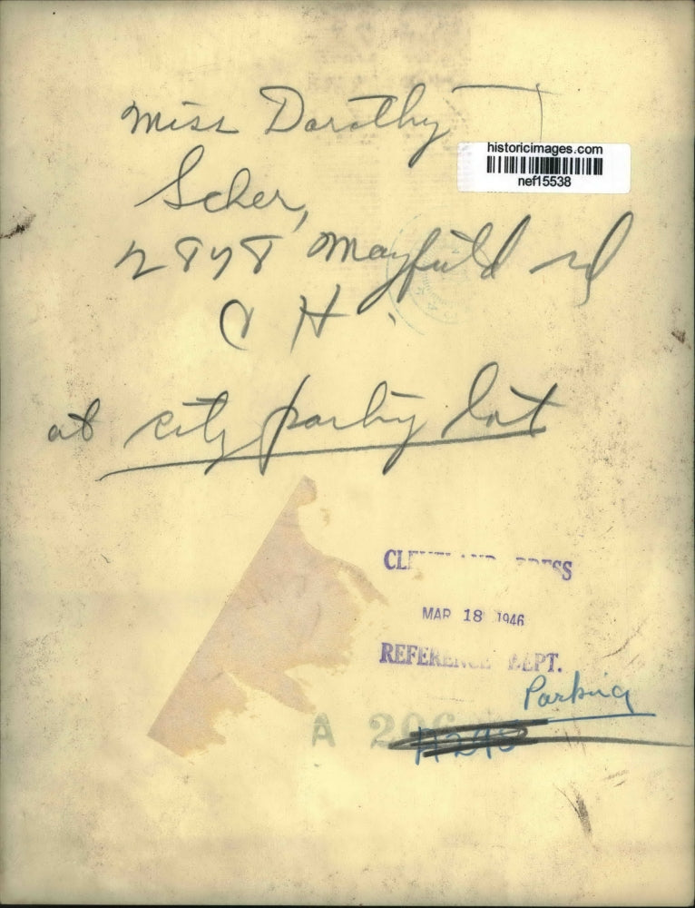 1946 Press Photo Dorothy Icker in Cleveland, Ohio Parking Lot - nef15538