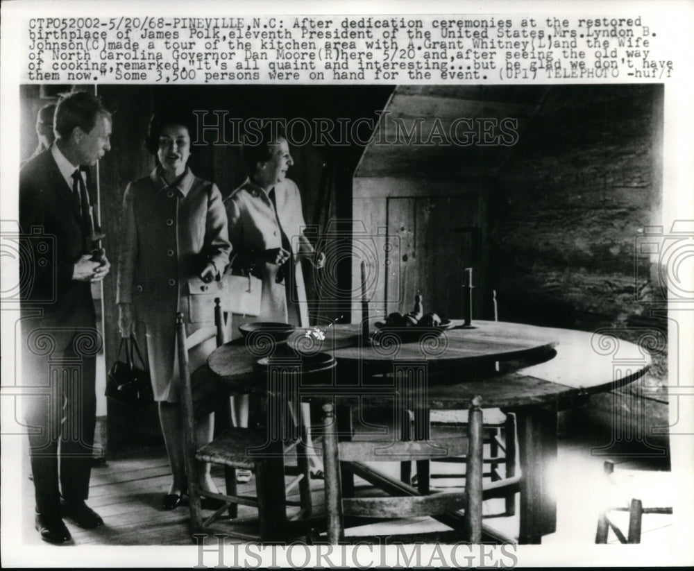 1968 Press Photo First Lady Lady Bird Johnson Touring Birthplace of James Polk