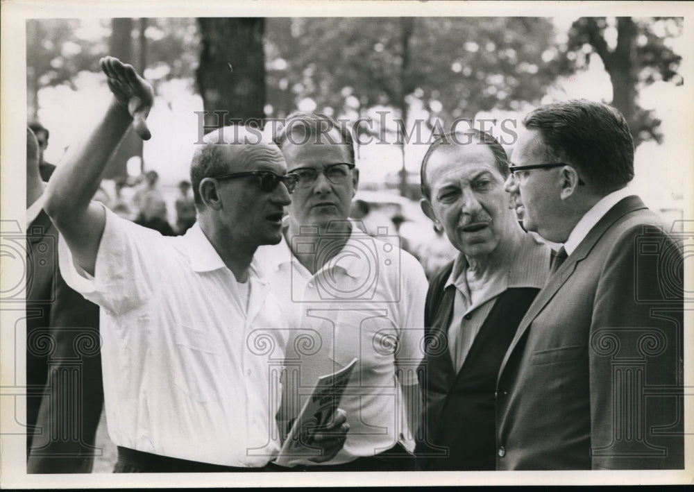 1968 Press Photo Lakewood, Ohio Concert Organizers - nef15906